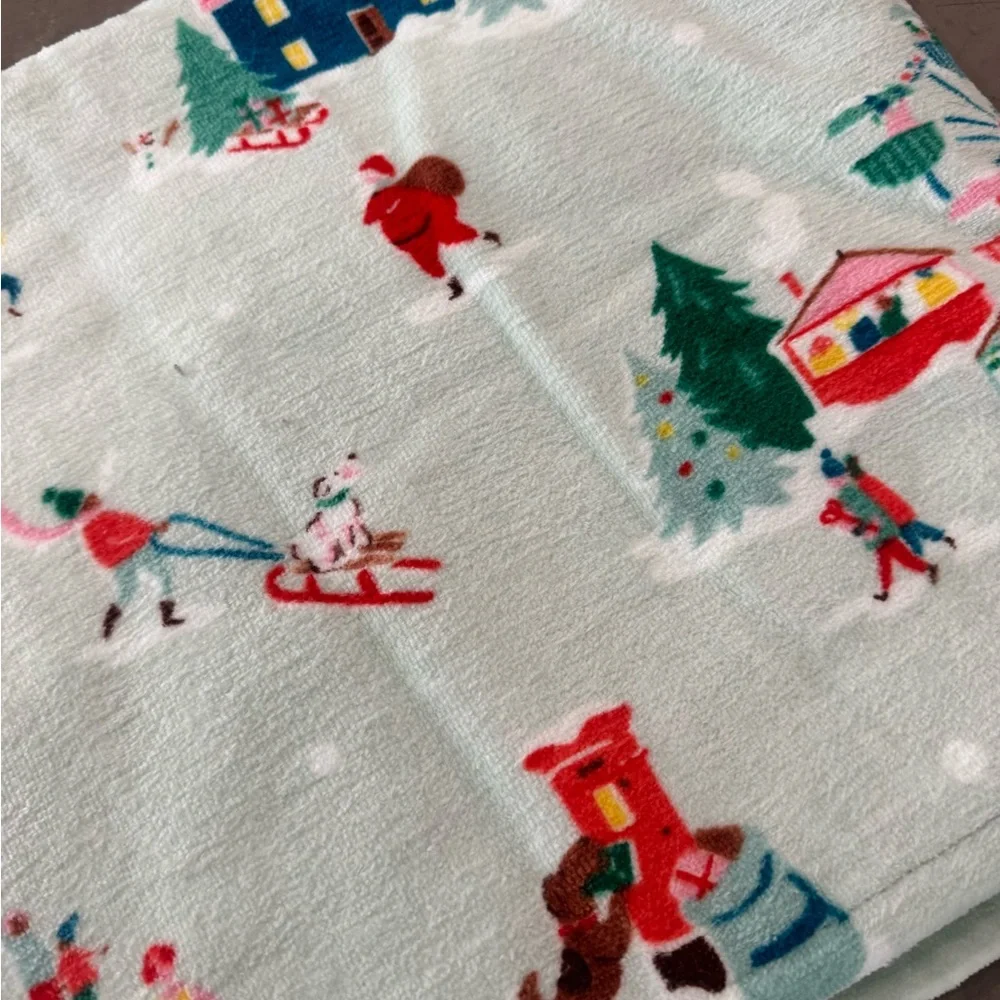 Cath Kidston set of 2 bath towels!”Snow Day” in duck egg…super soft cute&comfy